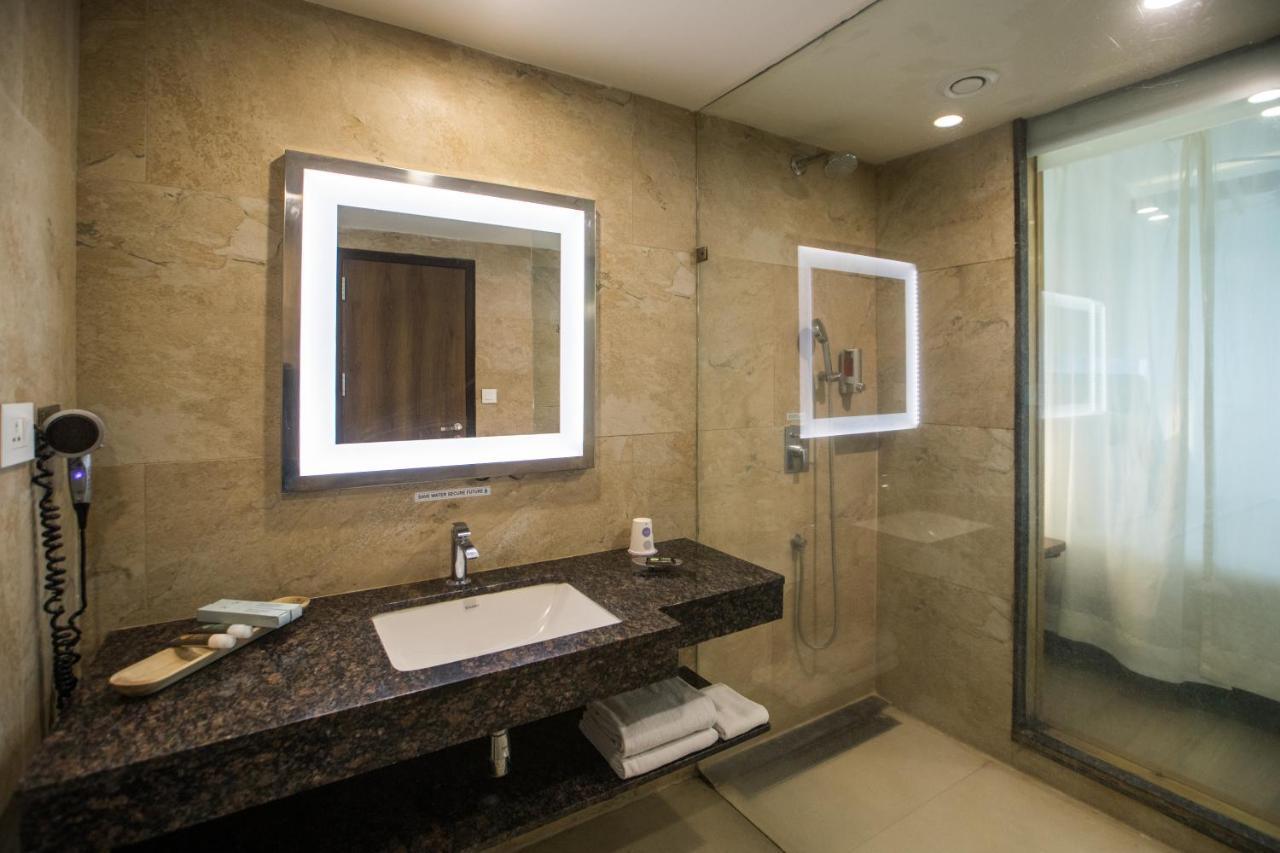 The Bheemli Resort Managed By Accorhotels Visakhapatnam Extérieur photo